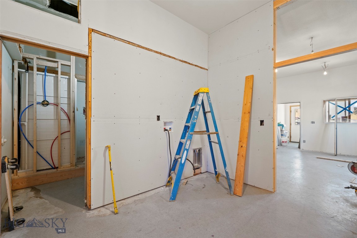 6532 Us Highway 287 Property Photo 31