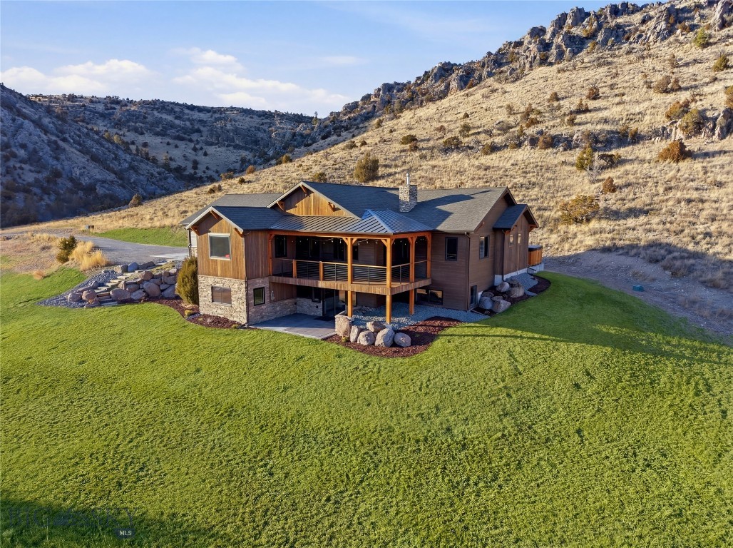 6076 Nixon Gulch Road Property Photo 1