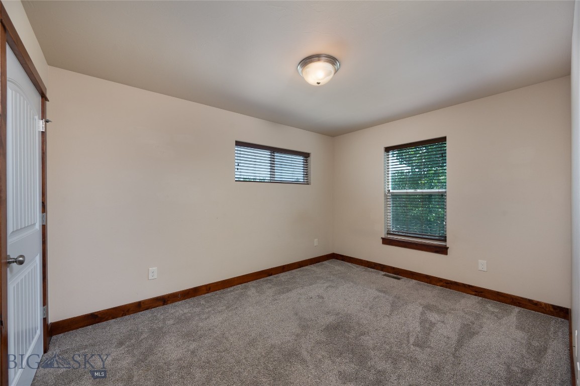 4483 Glenwood Drive Property Photo 16