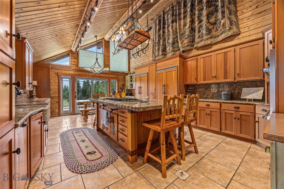 80 Browns Gulch Property Photo 14