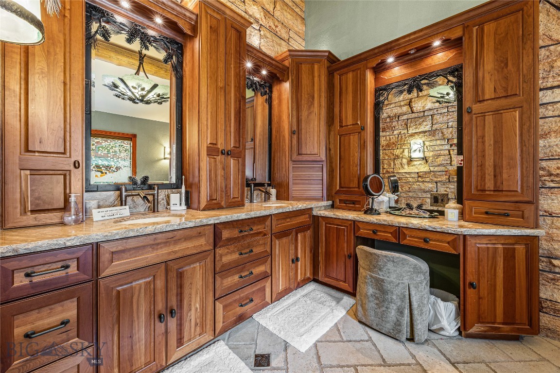 80 Browns Gulch Property Photo 21