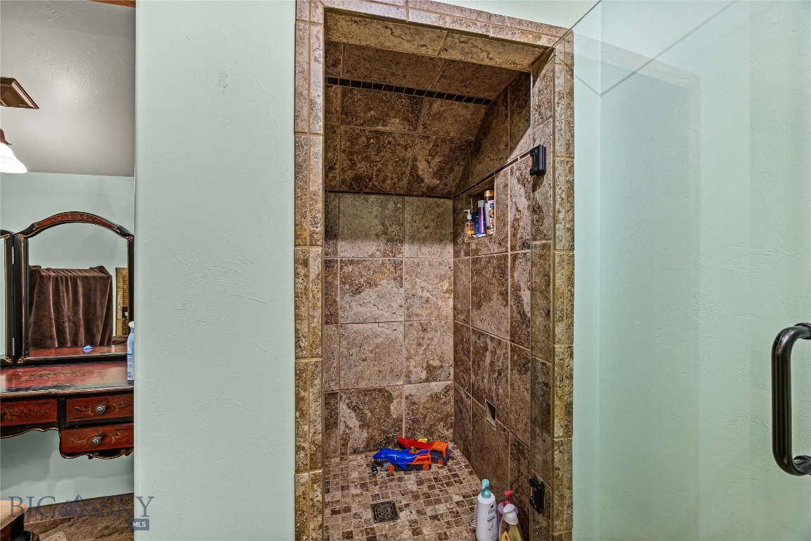 80 Browns Gulch Property Photo 38