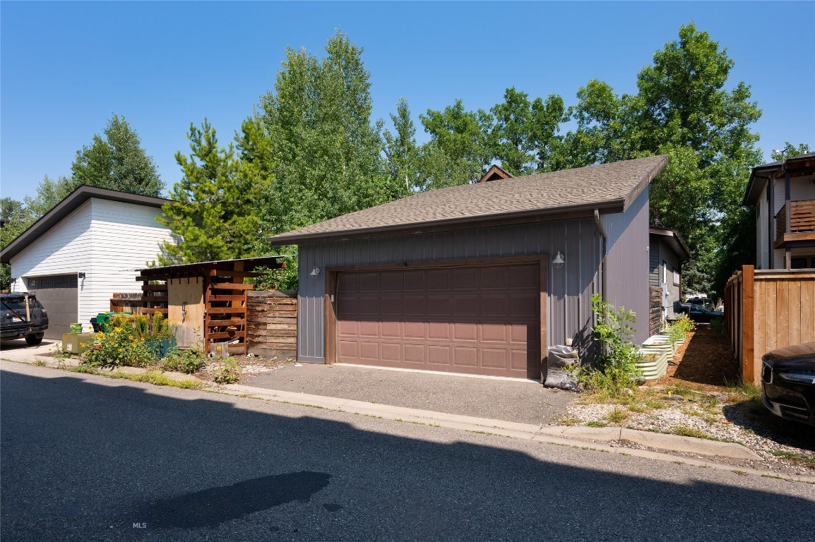 518 E Cottonwood Street Property Photo 29