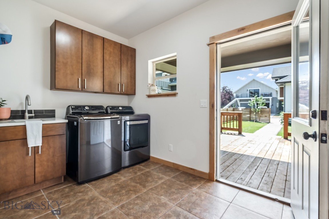 4558 Perry Street Property Photo 14
