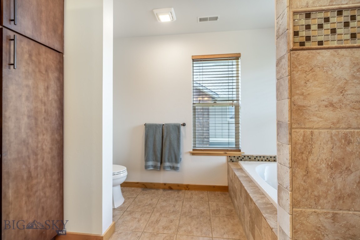 4558 Perry Street Property Photo 38