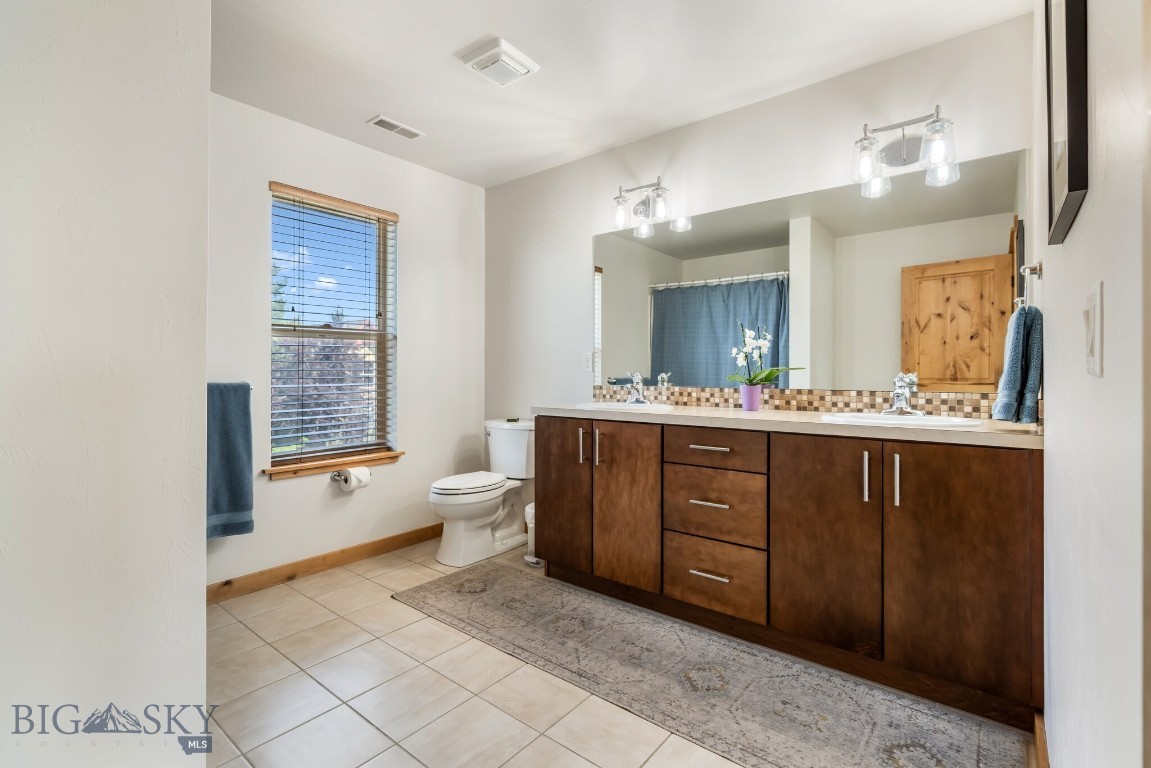 4558 Perry Street Property Photo 43