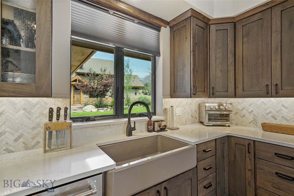134 Brownstone Loop Property Photo 14