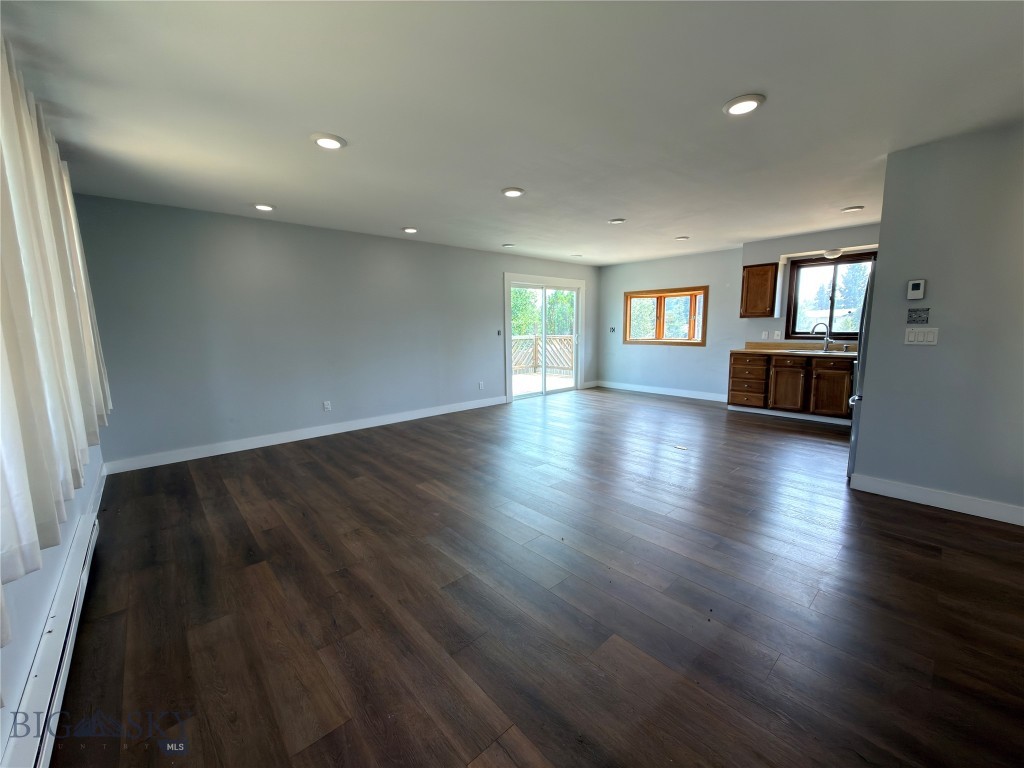 302 Mcewen Drive Property Photo 5