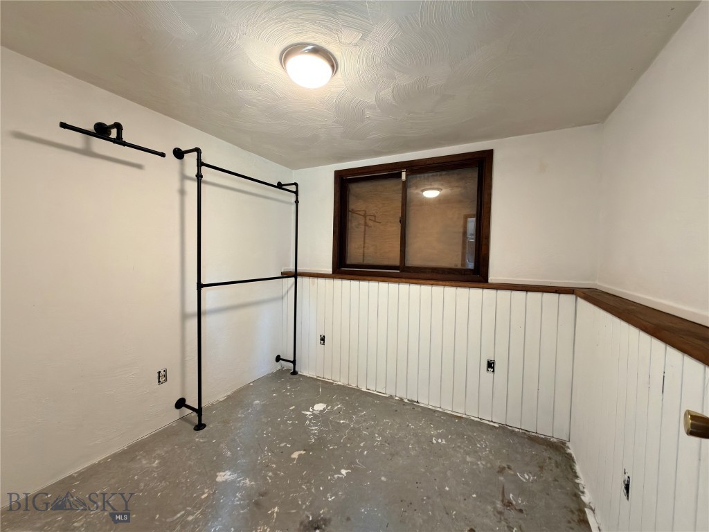 302 Mcewen Drive Property Photo 22