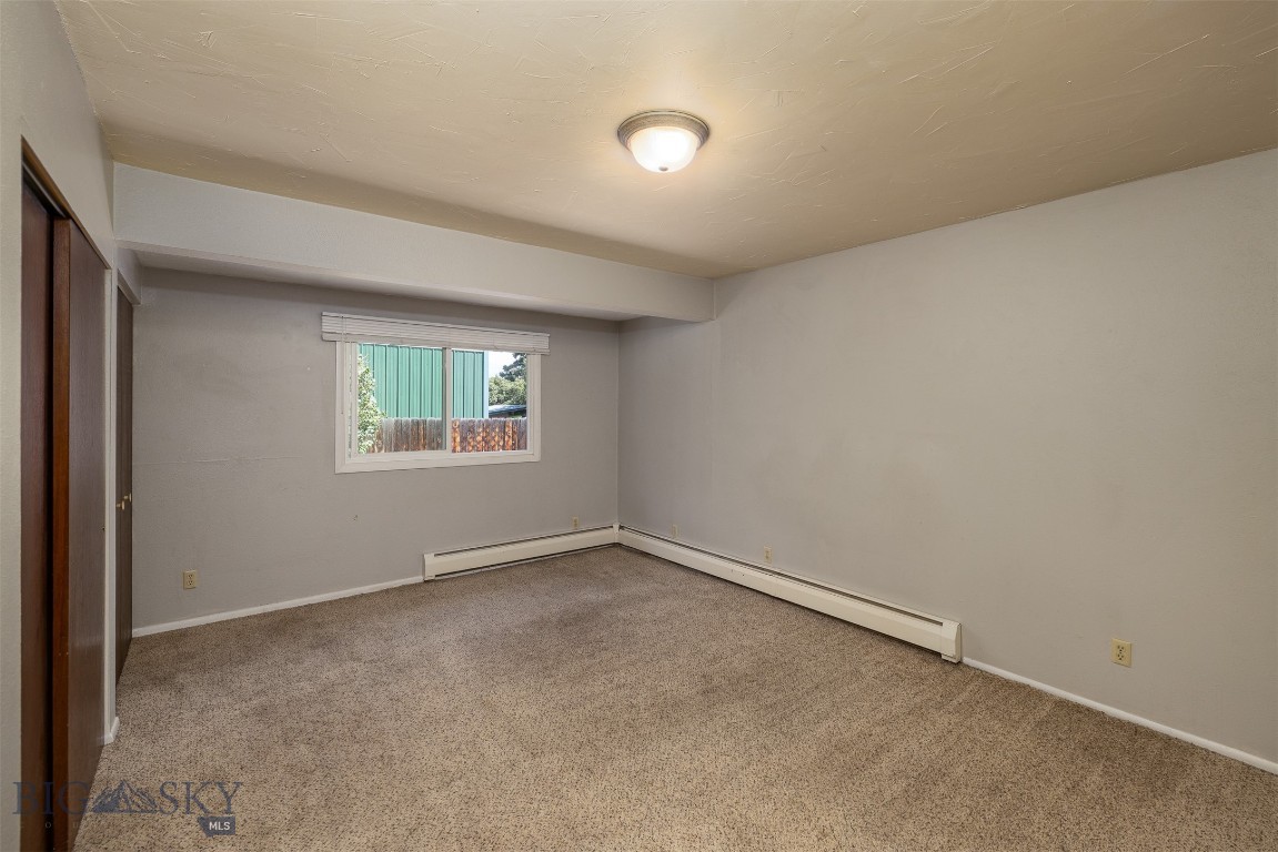 422 N 11th Avenue Property Photo 27
