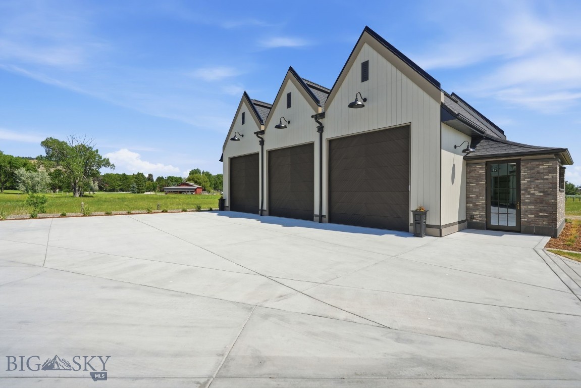 2925 Glynn Abbey Way Property Photo 20
