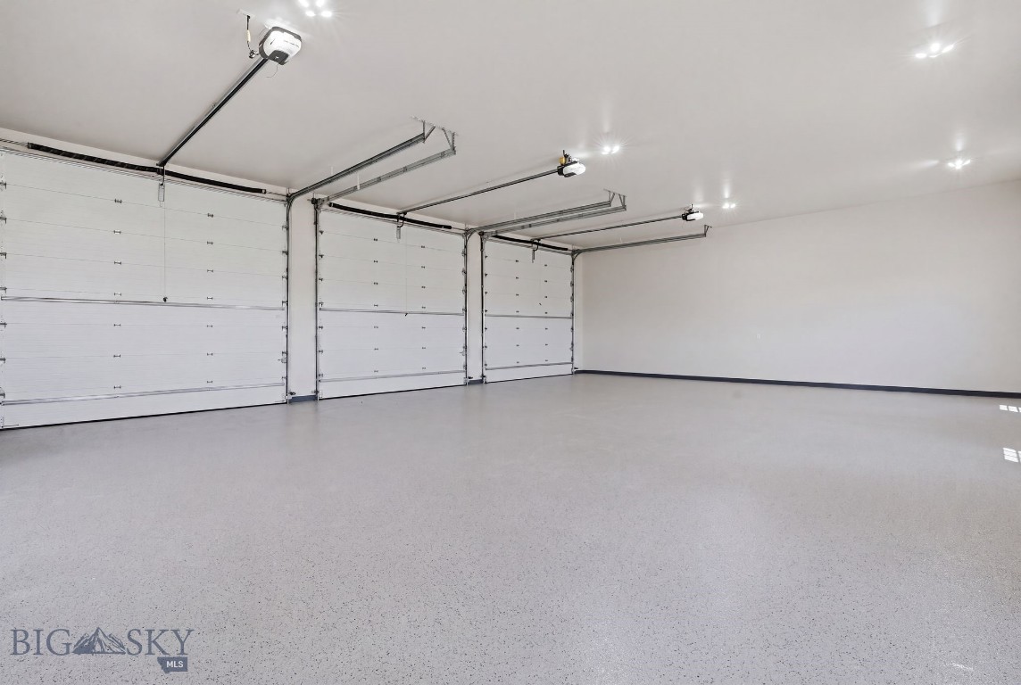 2925 Glynn Abbey Way Property Photo 33
