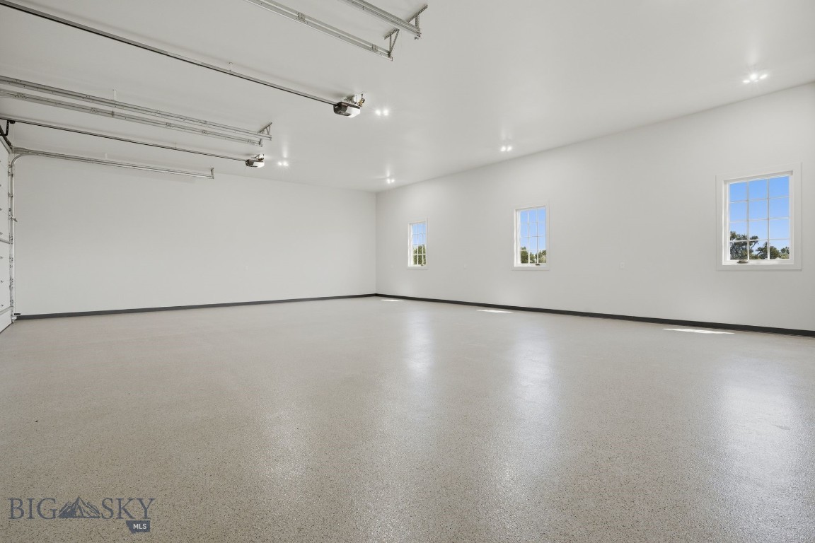2925 Glynn Abbey Way Property Photo 35