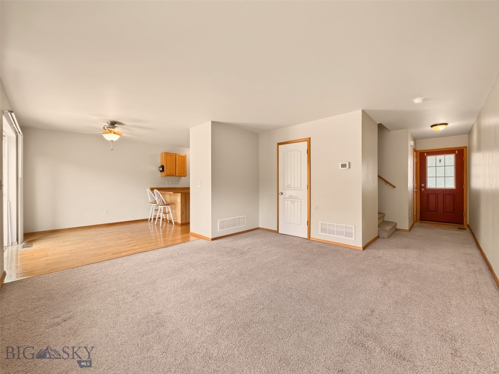 926 N River Rock Property Photo 9