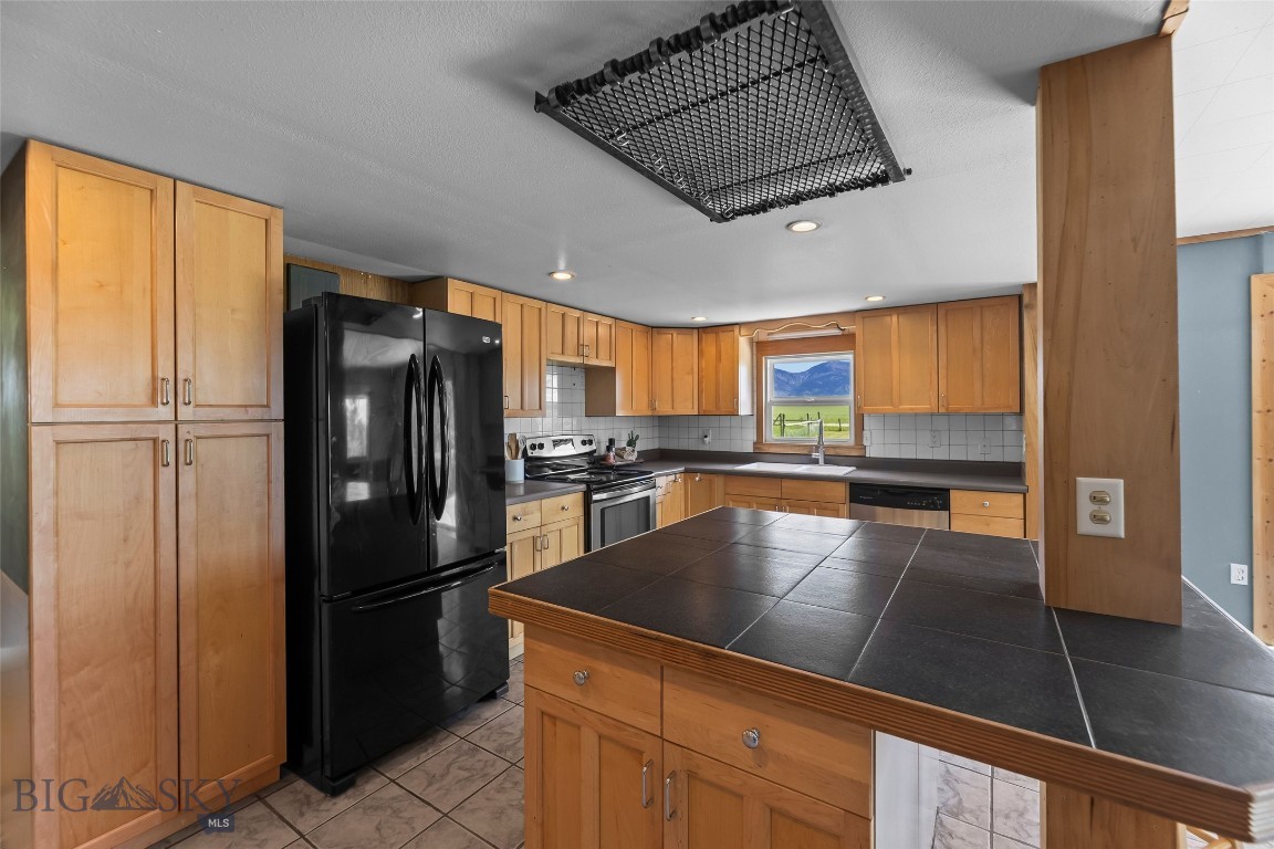 5321 E Gallatin Property Photo 17