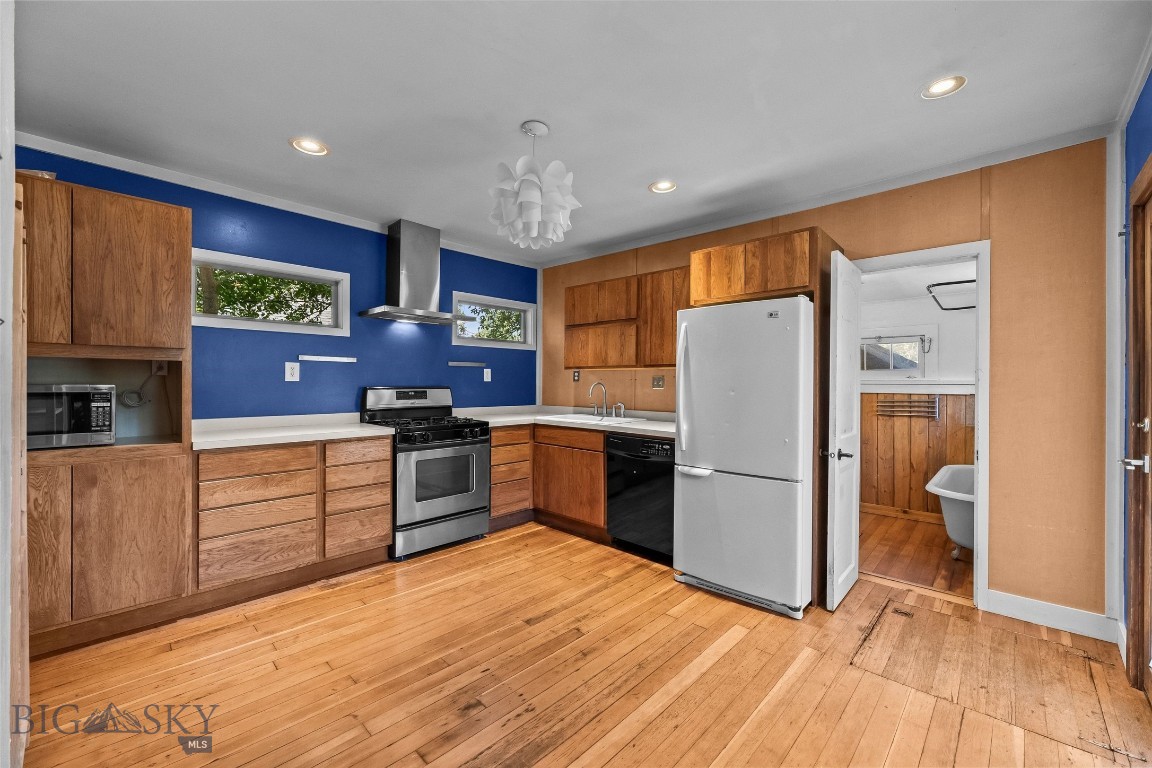 809 E Davis Street Property Photo 5
