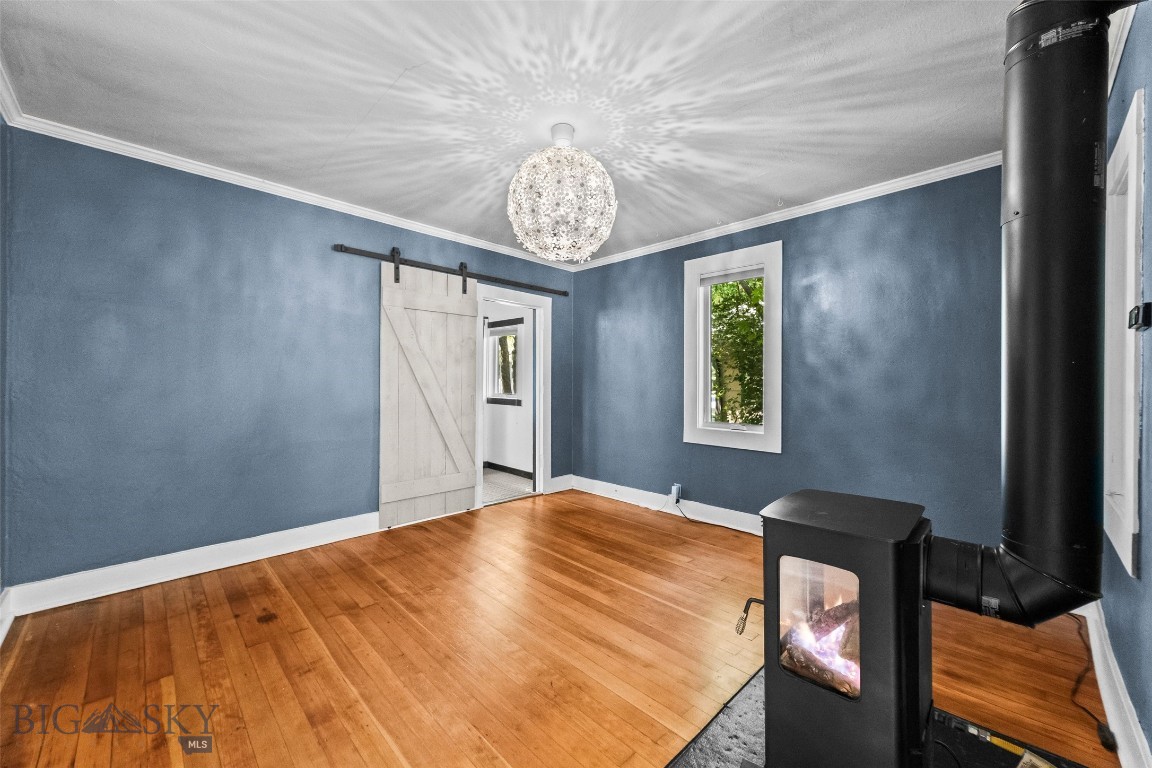 809 E Davis Street Property Photo 8