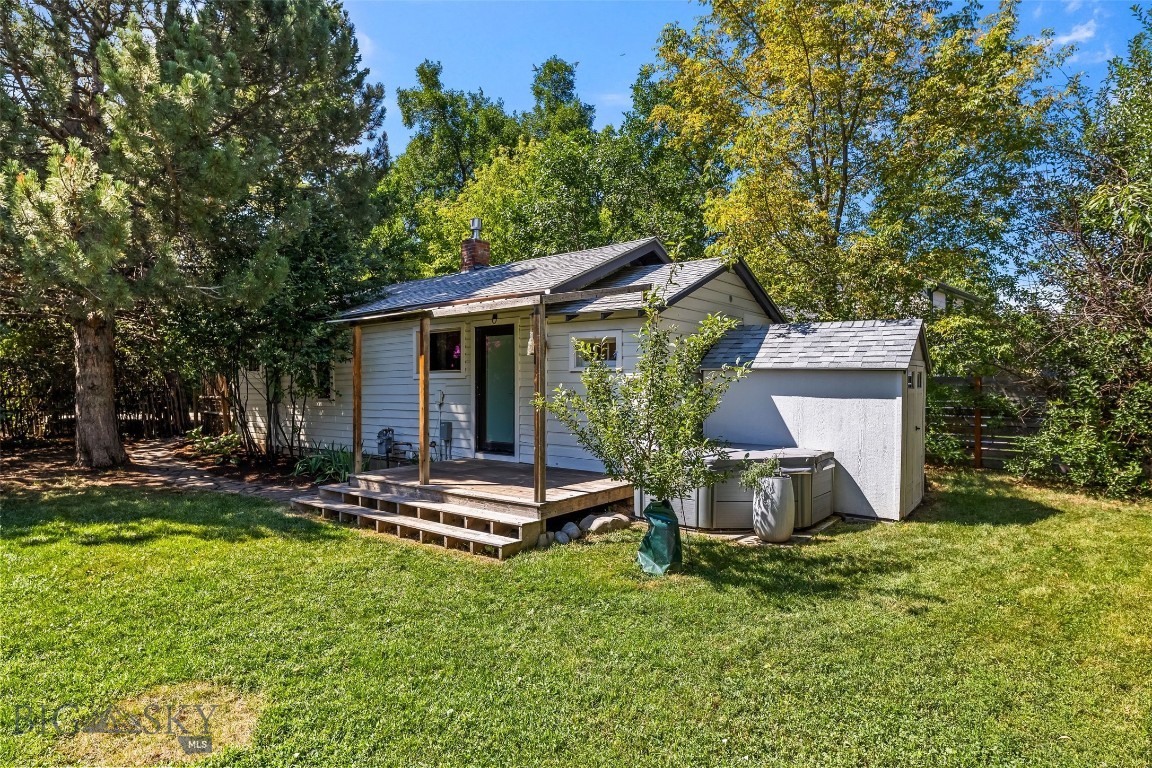 809 E Davis Street Property Photo 14