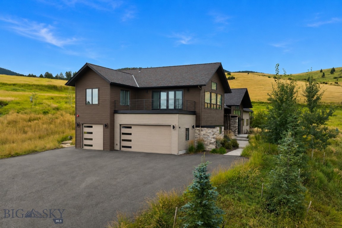 118 Robert Court Property Photo 4