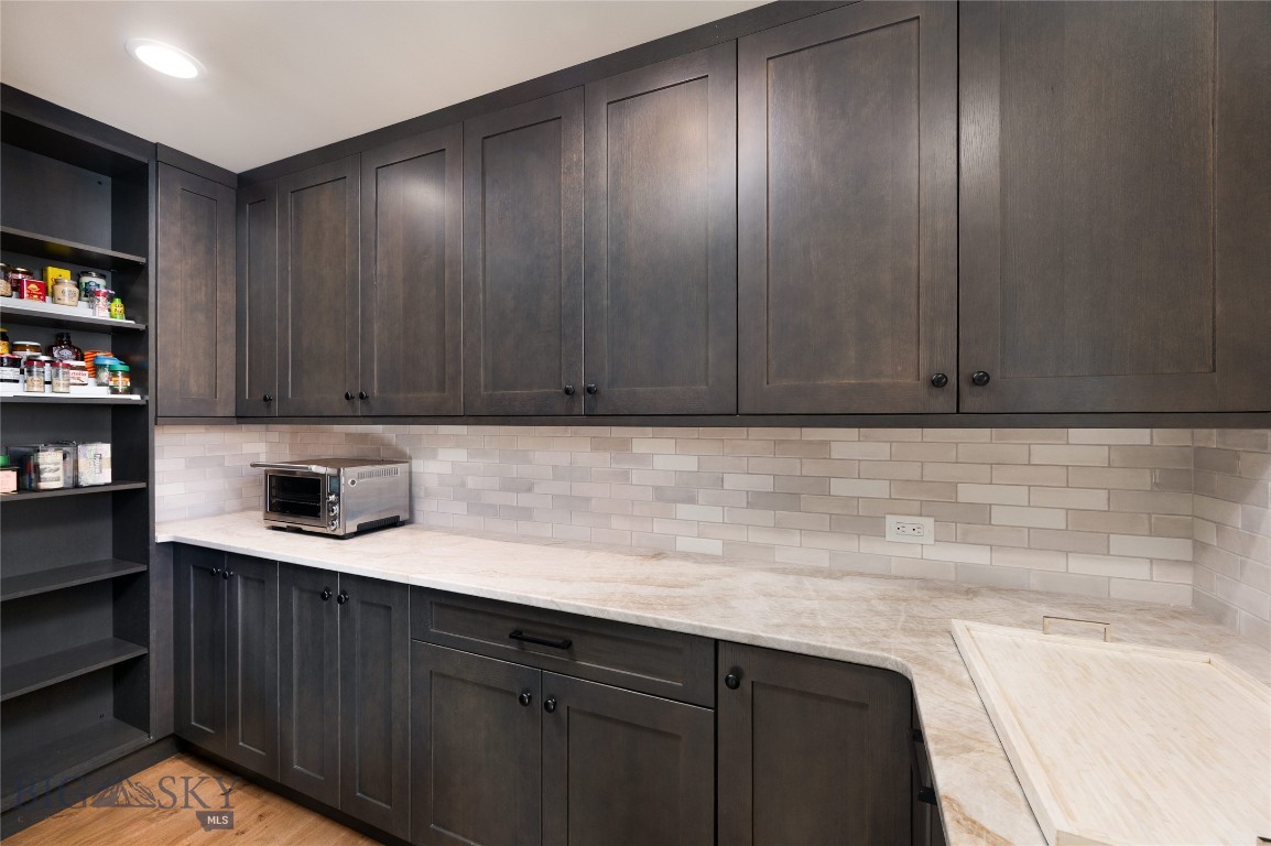118 Robert Court Property Photo 17