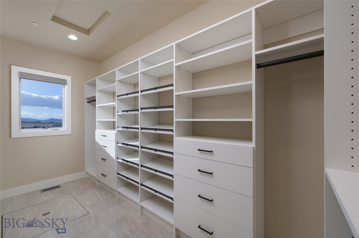 118 Robert Court Property Photo 24