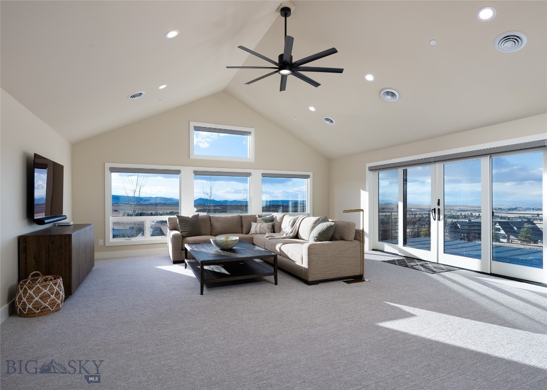 118 Robert Court Property Photo 31