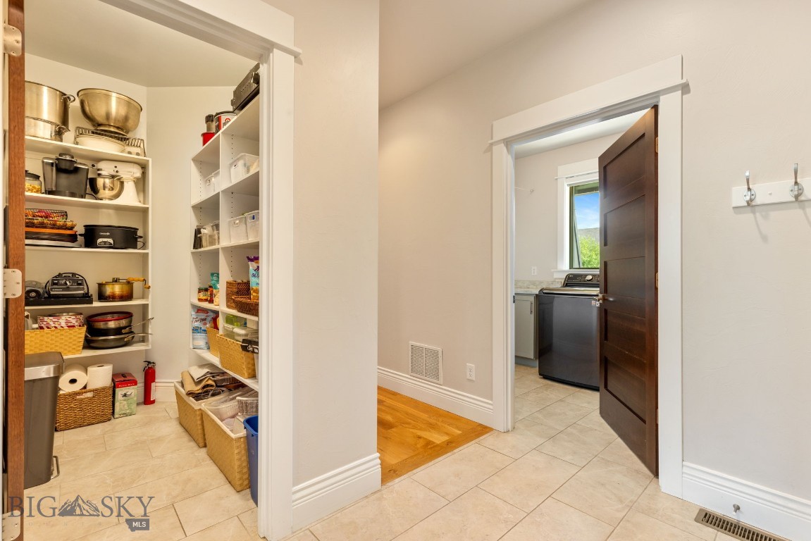 2148 Southbridge Drive Property Photo 40