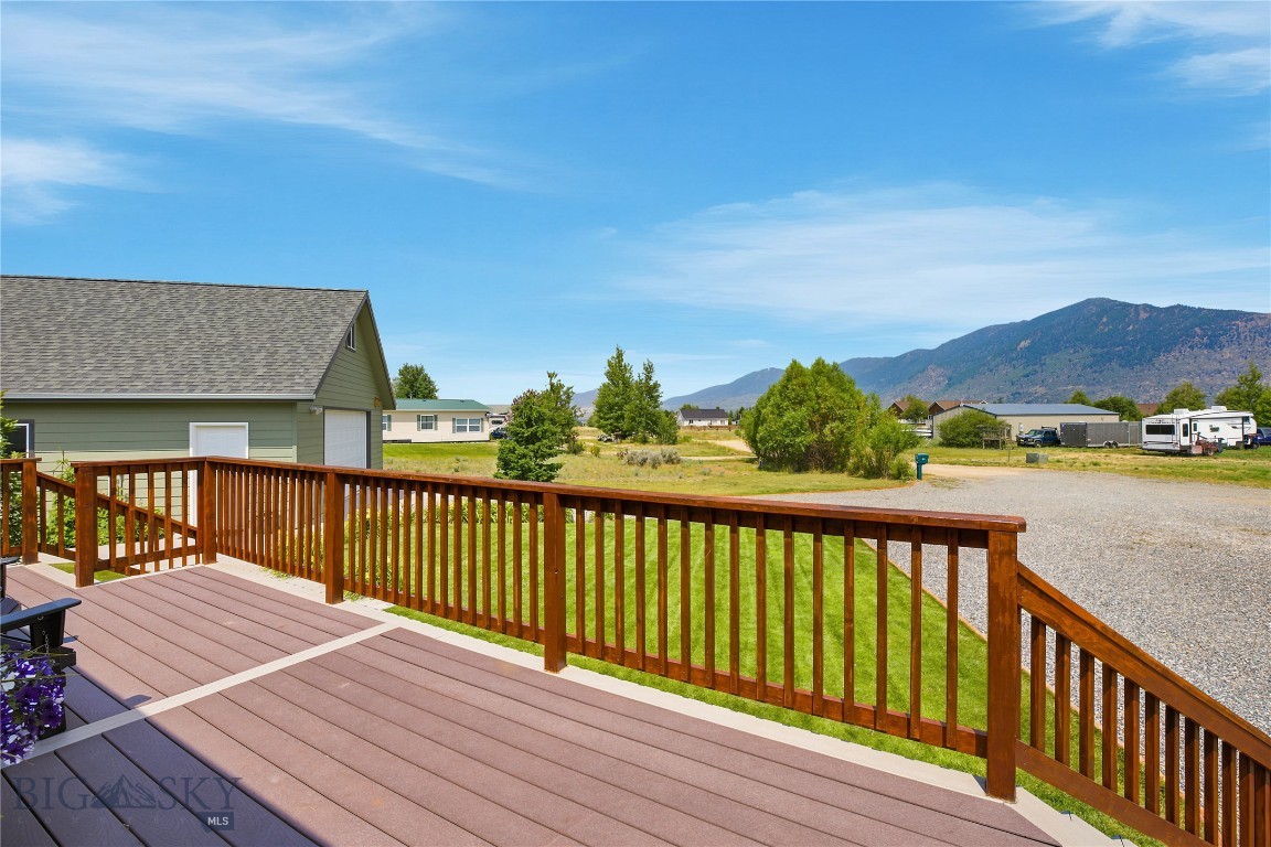 308 Latigo Lane Property Photo 9