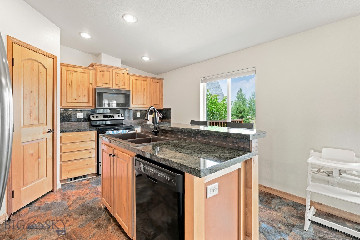 308 Latigo Lane Property Photo 18