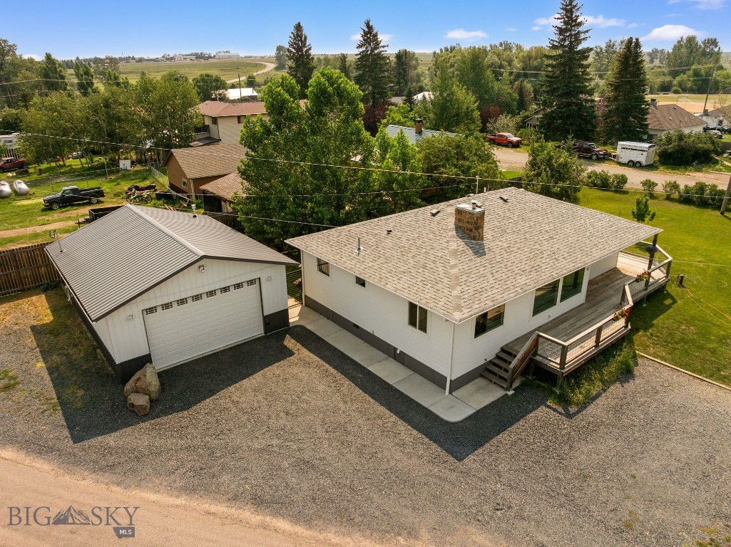 10 Lake Property Photo 2