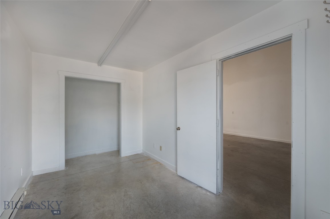 211 Jetway Drive D Property Photo 3