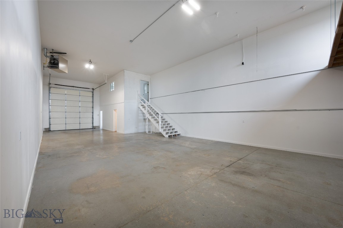211 Jetway Drive D Property Photo 10