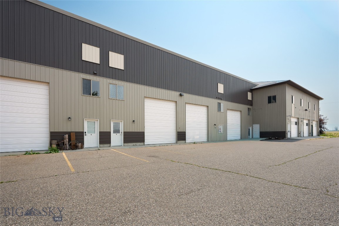 211 Jetway Drive D Property Photo 16