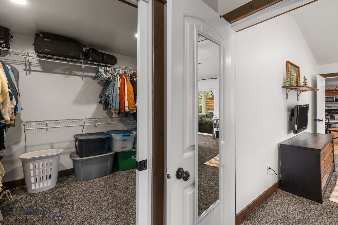 4490 Ethan Way Property Photo 19