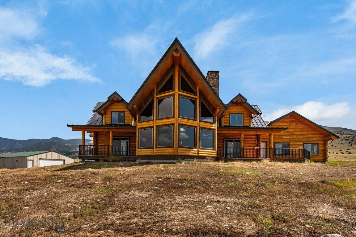160 Wapiti Road Property Photo 1
