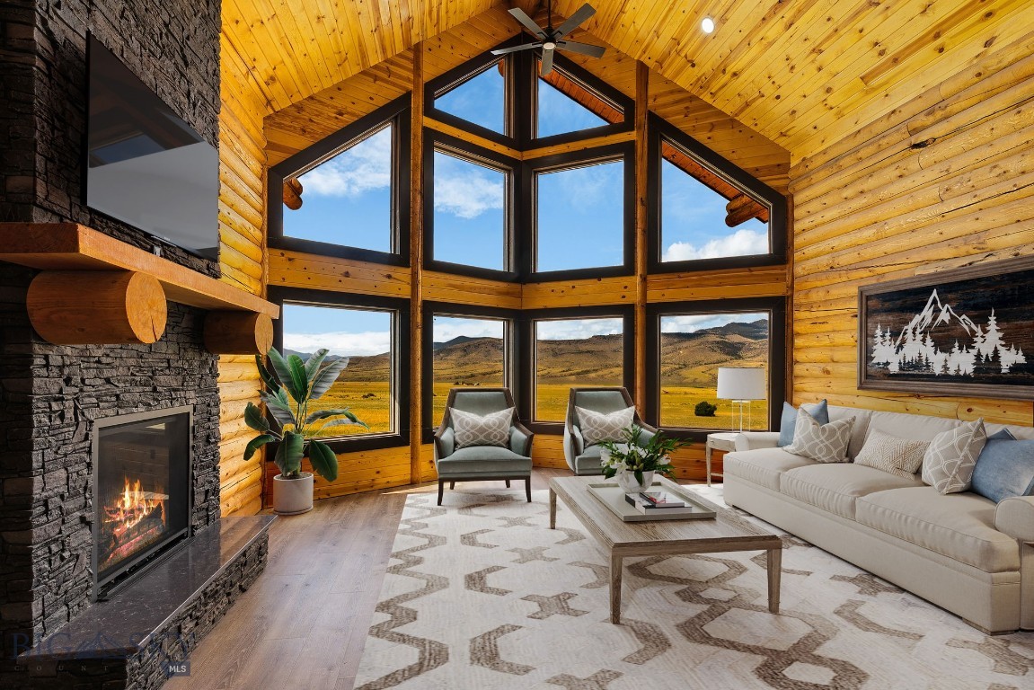 160 Wapiti Road Property Photo 1