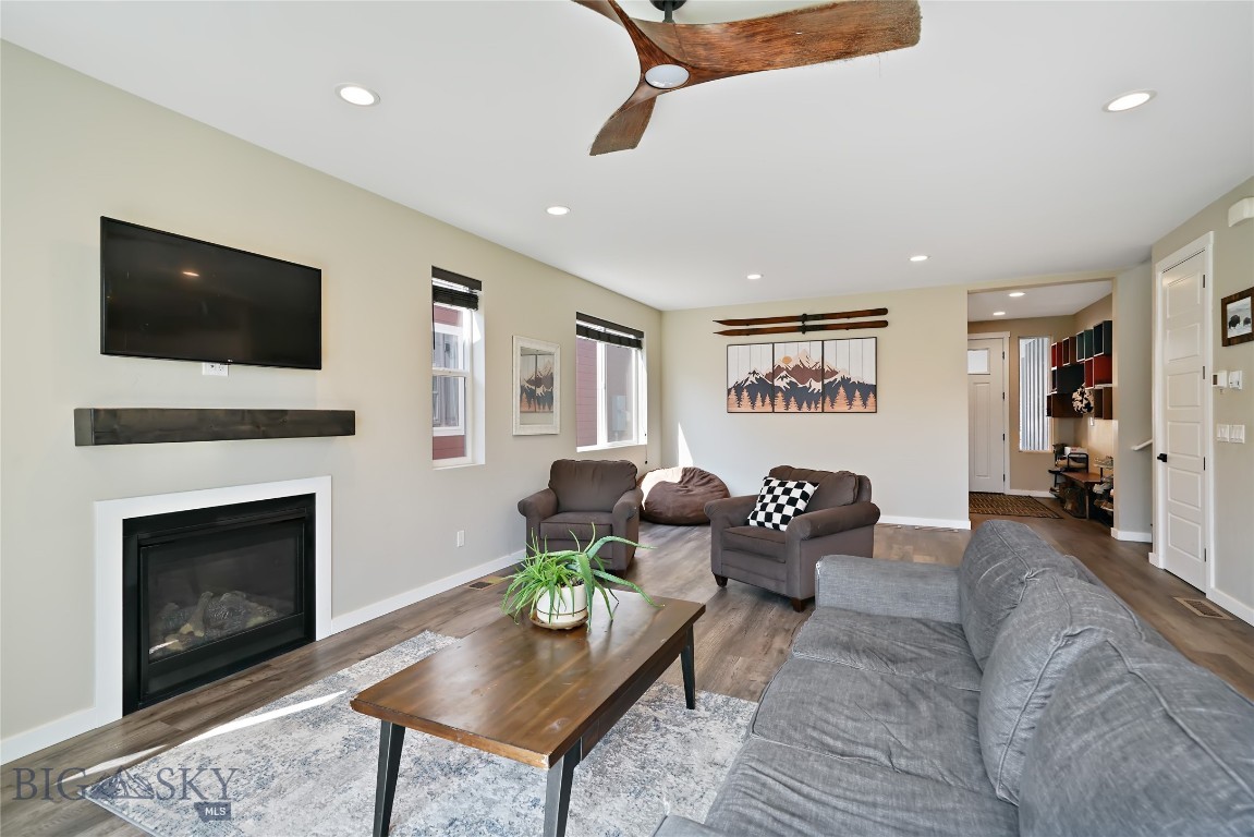 1540 Bora Way Property Photo 8