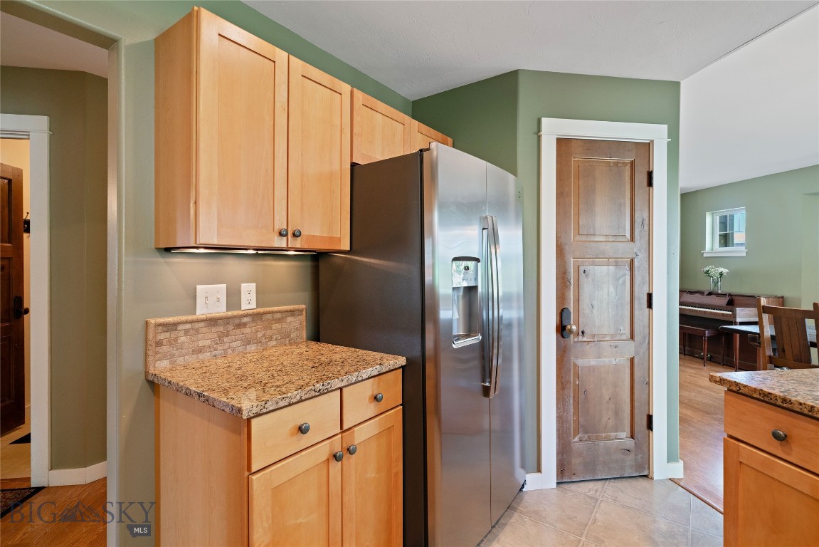 1234 Hunters Way Property Photo 16