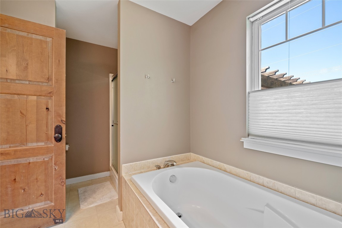 1234 Hunters Way Property Photo 28