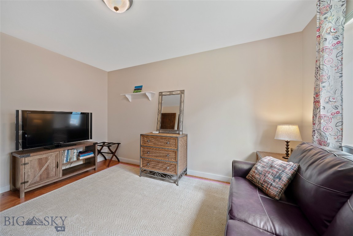 1234 Hunters Way Property Photo 31
