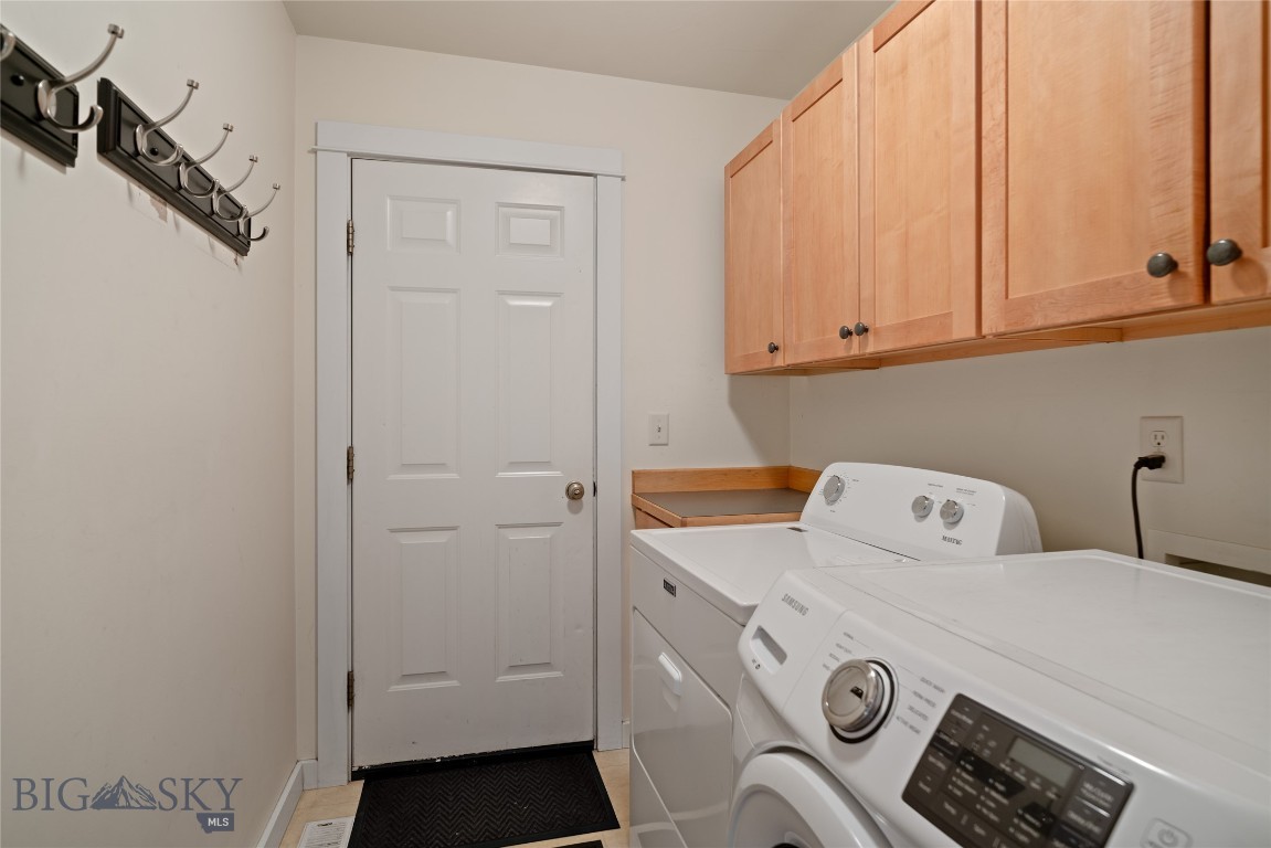 1234 Hunters Way Property Photo 38