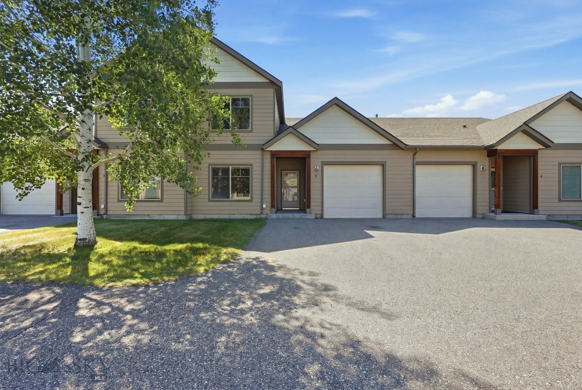 884 Quail Run Road B Property Photo 1