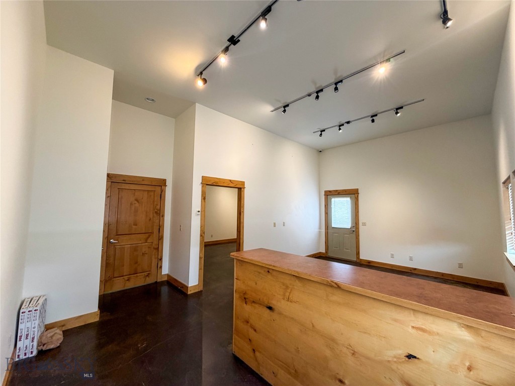 109 Kendall Court Property Photo 7