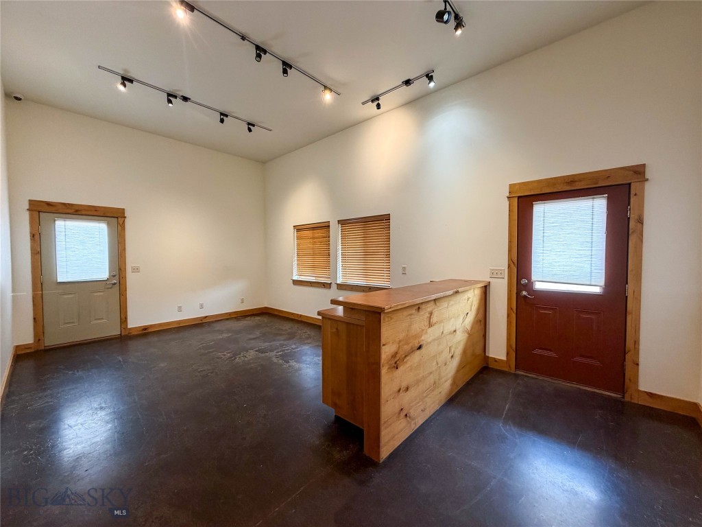 109 Kendall Court Property Photo 8