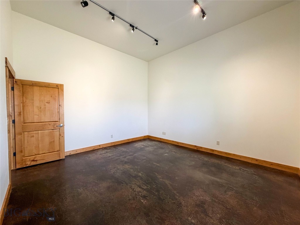 109 Kendall Court Property Photo 9