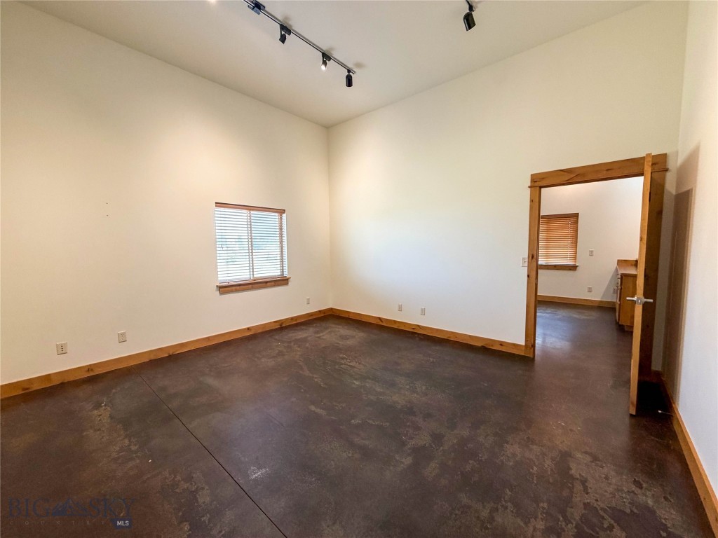 109 Kendall Court Property Photo 11