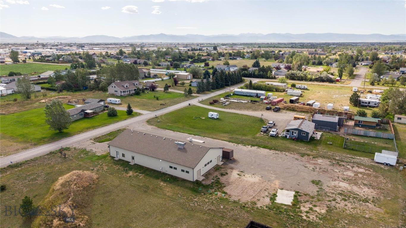 109 Kendall Court Property Photo 32