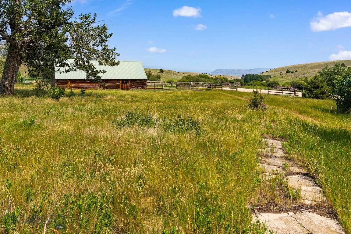 426 Antelope Creek Property Photo 14