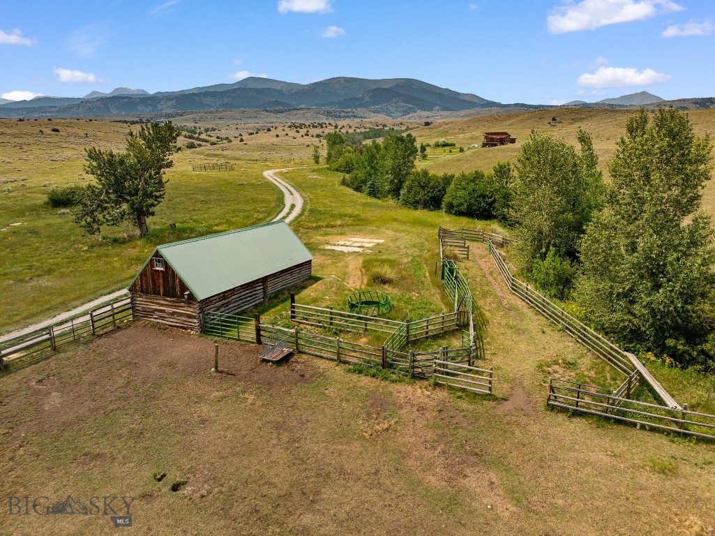 426 Antelope Creek Property Photo 15