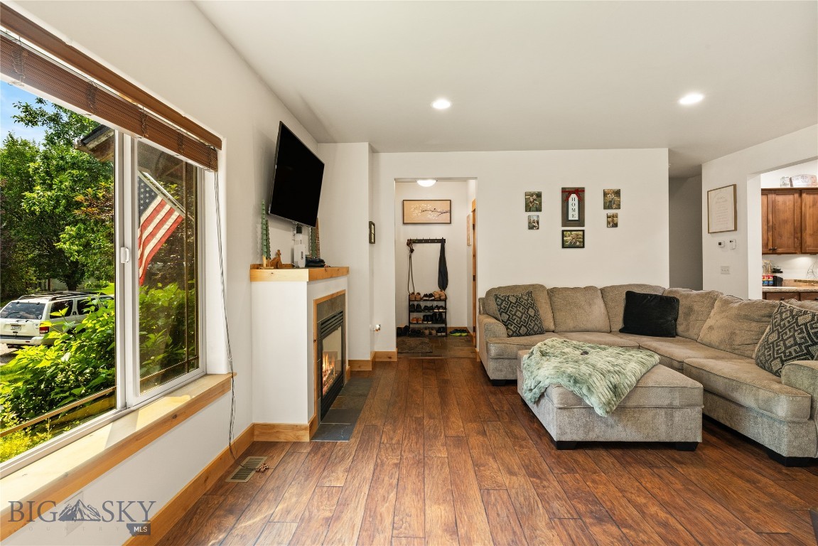 3091 Fen Way D Property Photo 10